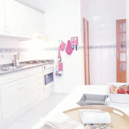Beach House 4you, 100 Meters From The Blue Beach Vila do Conde